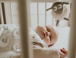 Kako ti Bacek Ewan lahko pomaga pri uspavanju dojenčka?