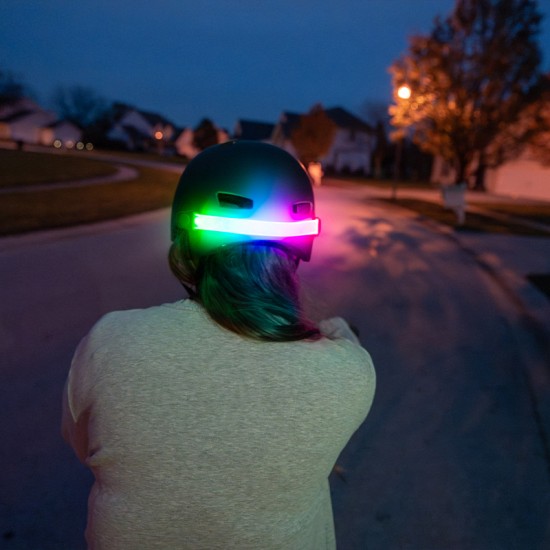 Brightz univerzalen večbarvni LED trak za čelado