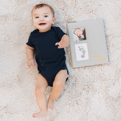 Pearhead® Hello Baby Babybook dnevnik dragocenih spominov