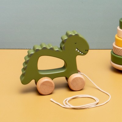 Trixie® Lesena igrača na kolesih Mr. Dino